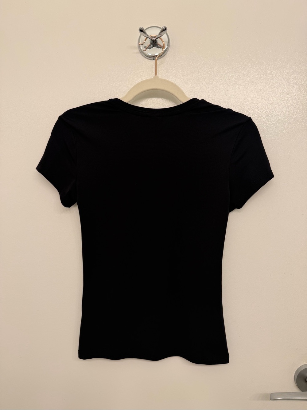 H&M Black Tee - Picture 2 of 3